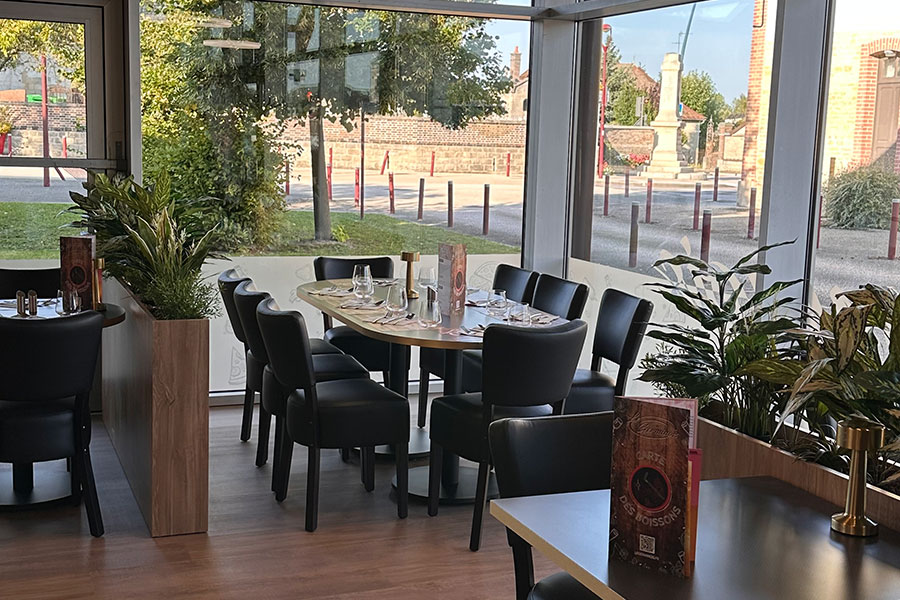 Vitrine restaurant extérieure